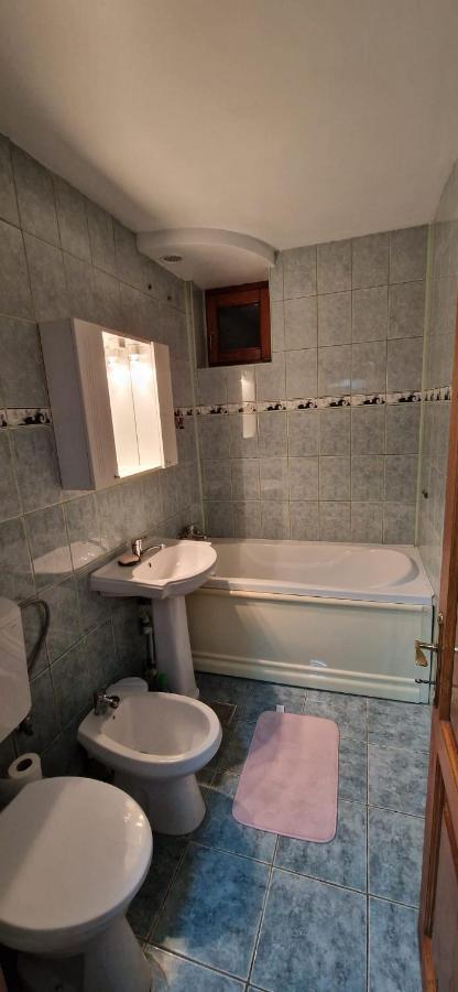 Anastasia. Appartement Tulcea Buitenkant foto